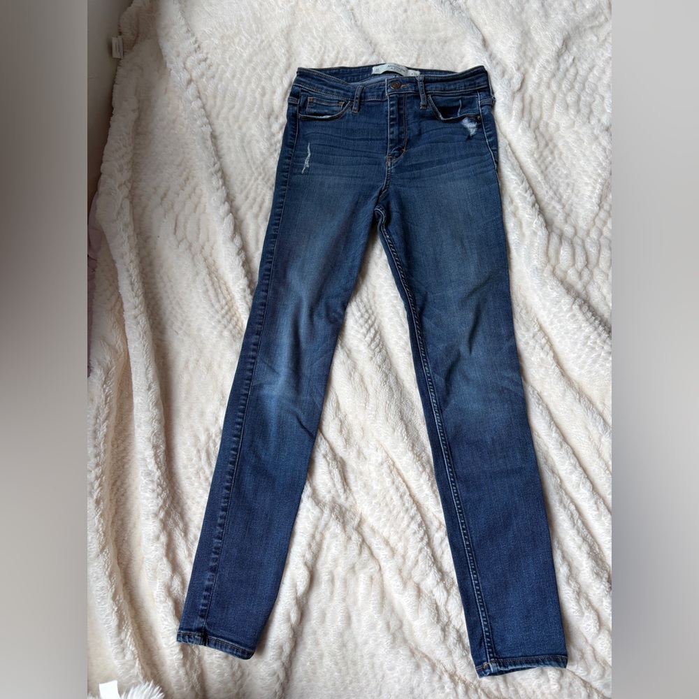 Abercrombie & Fitch Dark Blue Skinny Jeans Size 28